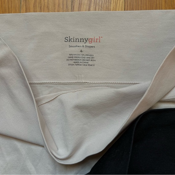 Skinny Girl Shapewear shorts NWOT - Picture 4 of 5